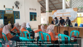 Mahasiswa Unisda Lamongan Revitalisasi Ekonomi Desa Bulangan dengan Pelatihan Nugget Ikan Mujair dan Digital Marketing (5)